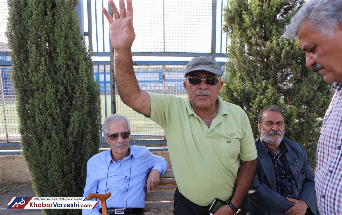 روشن: پول کلمن را هم باید از تبریزی بگیرند