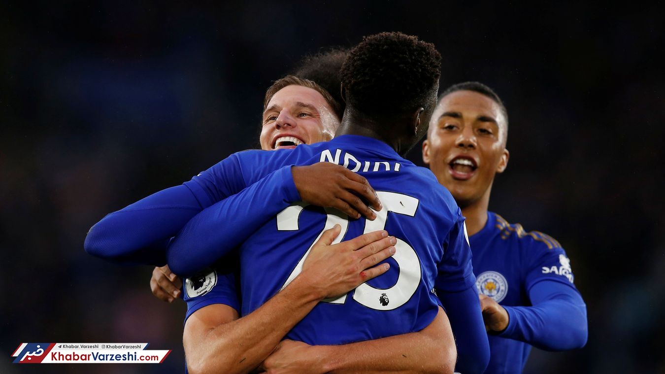 کلاغ‌‌ها در خانه روباه شکار شدند