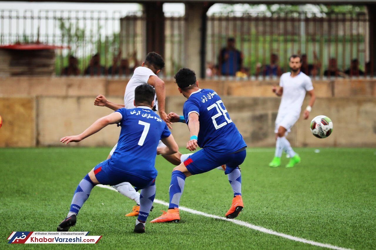 نیروی زمینی از قعر جدول فرار کرد