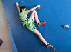 کودک سنگنورد از کما خارج شد