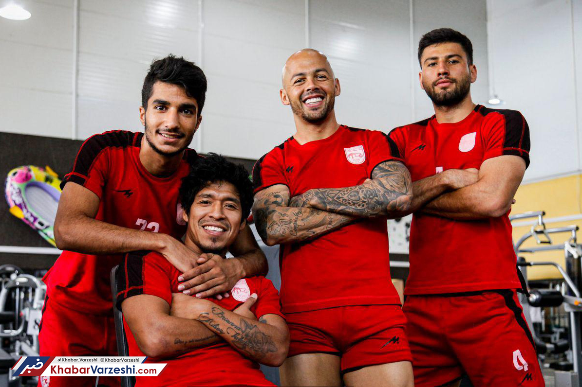 گزارش تصویری| بدنسازی تراکتوری ها در حضور دنیزلی