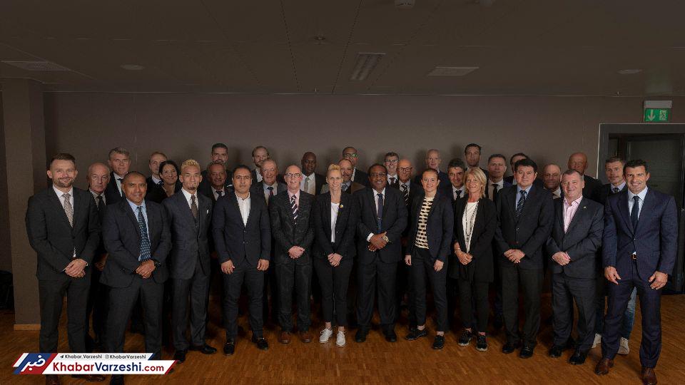 عکس| مهدوی کیا در کنار فیگو در جلسه IFAB