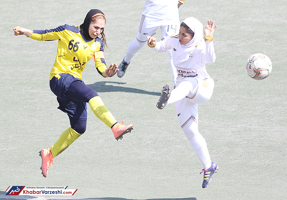 گزارش تصویری| جشنواره گل تیم بانوان شهرداری بم مقابل آویسا خوزستان