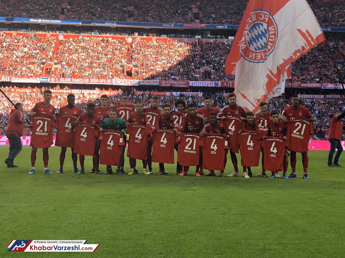 عکس| حمایت از هم‌تیمی‌های مصدوم