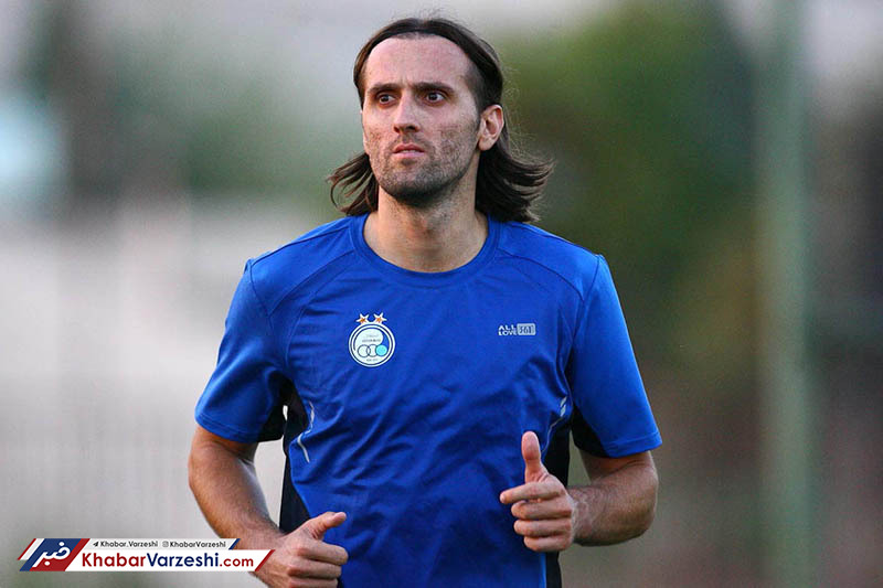 وکیل پرو پییچ خواستار محرومیت استقلال شد