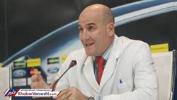 گرت بیل نباید گلف بازی کند!