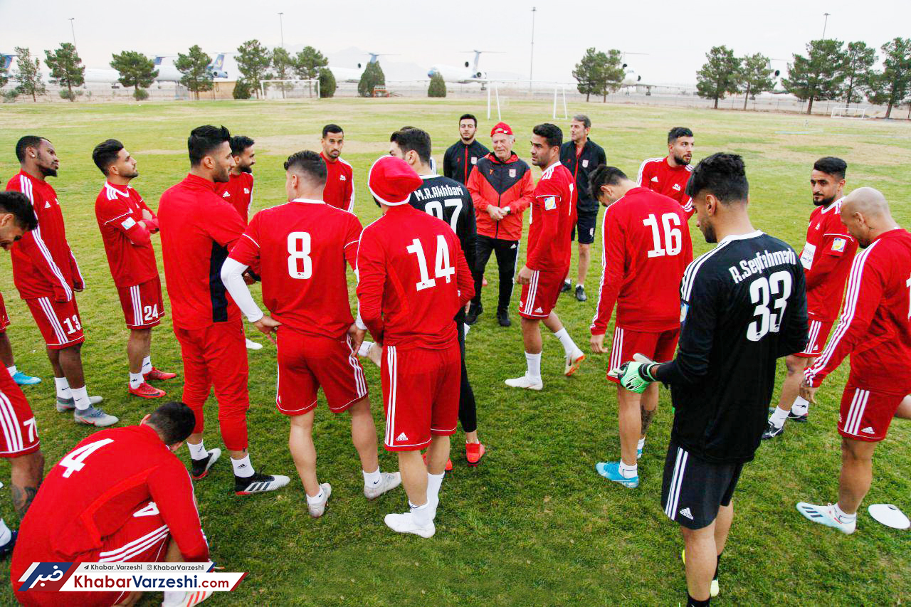 گزارش تصویری| تمرین تراکتوری ها در شاهین شهر اصفهان