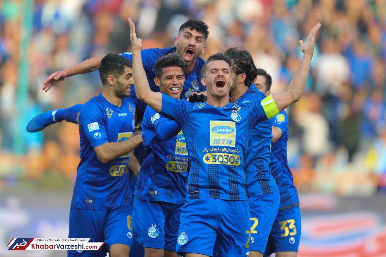 چرا تهاجمی‌ترین تیم لیگ، یک مهاجم هم در تیم ملی ندارد؟