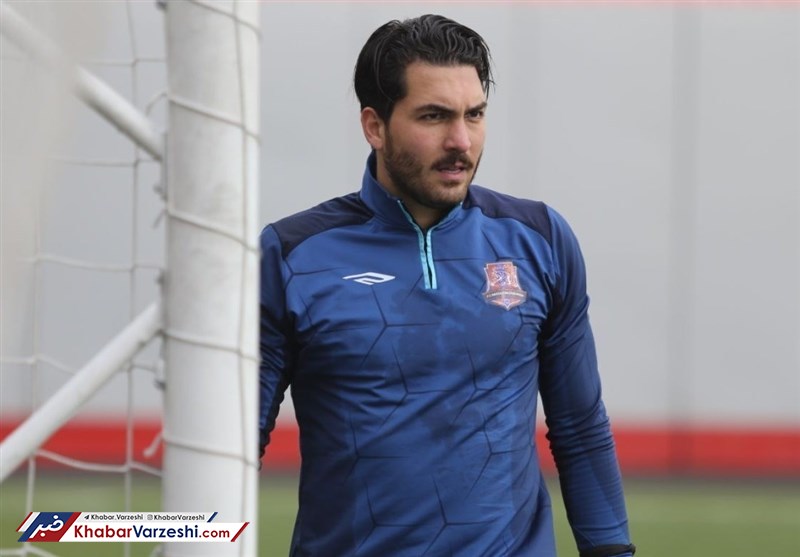 دو بازیکن پرسپولیسی به بازی با استقلال نمی‌رسند!