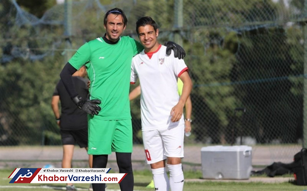 روزبه جان! وقتی من در استقلال بودم تو در کوچه فوتبال بازی می‌کردی