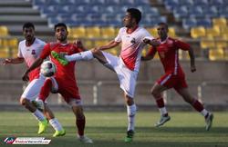 پرسپولیس - نساجی؛ پایین تر از حد خطر!