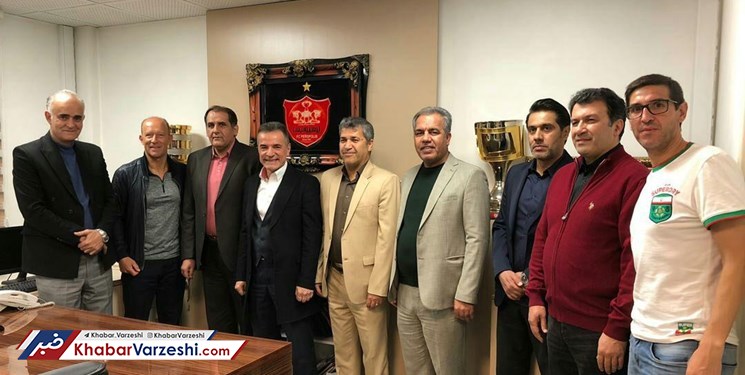 جلسه هیئت‌مدیره پرسپولیس با حضور ایرج عرب و کالدرون