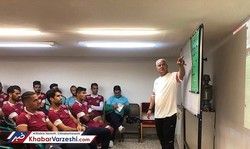 ویدیو| شادی عجیب و کم‌نظیر هواداران یک تیم در قلعه عقاب‌ها