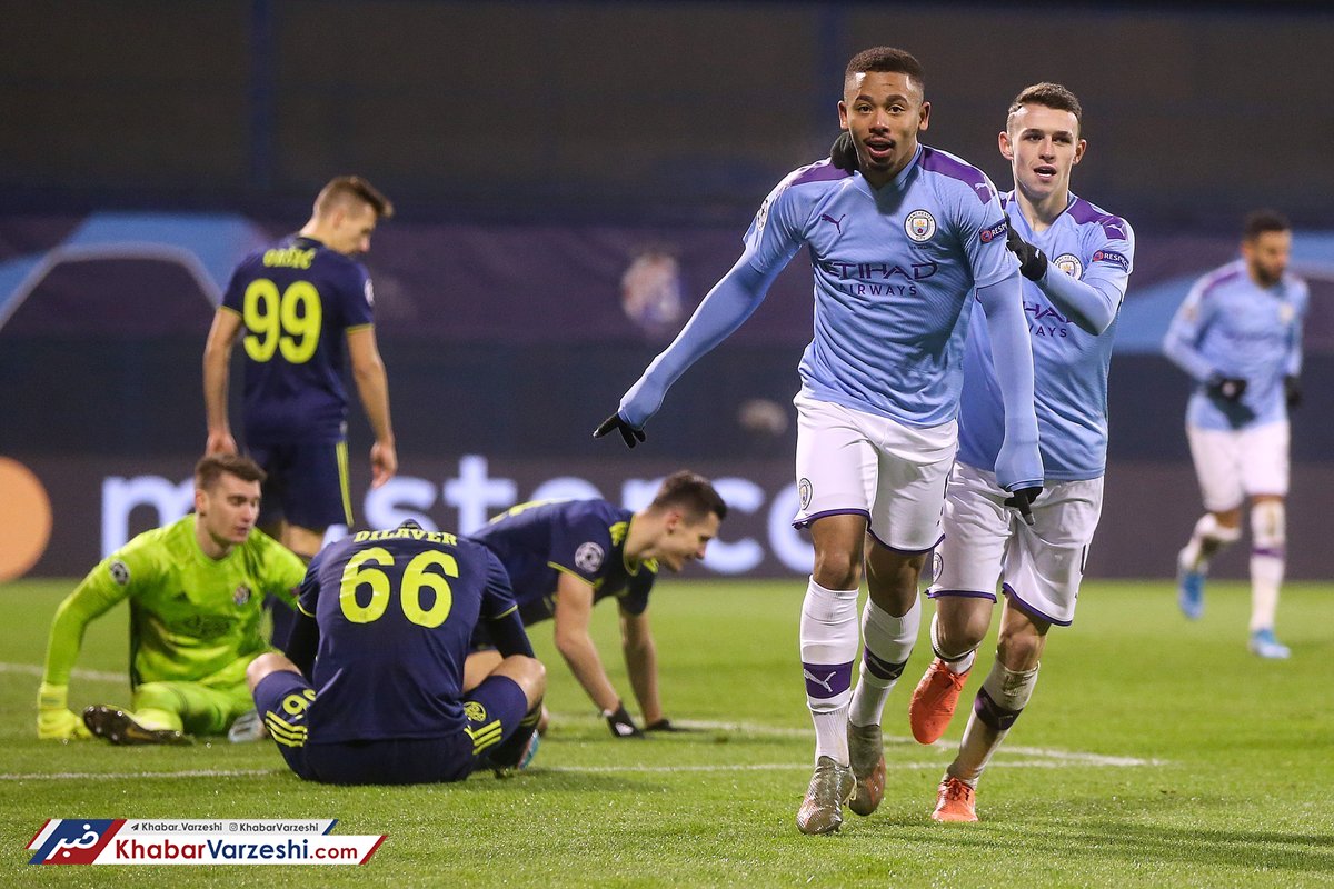 ژسوس در کنار بزرگان برزیلی ایستاد