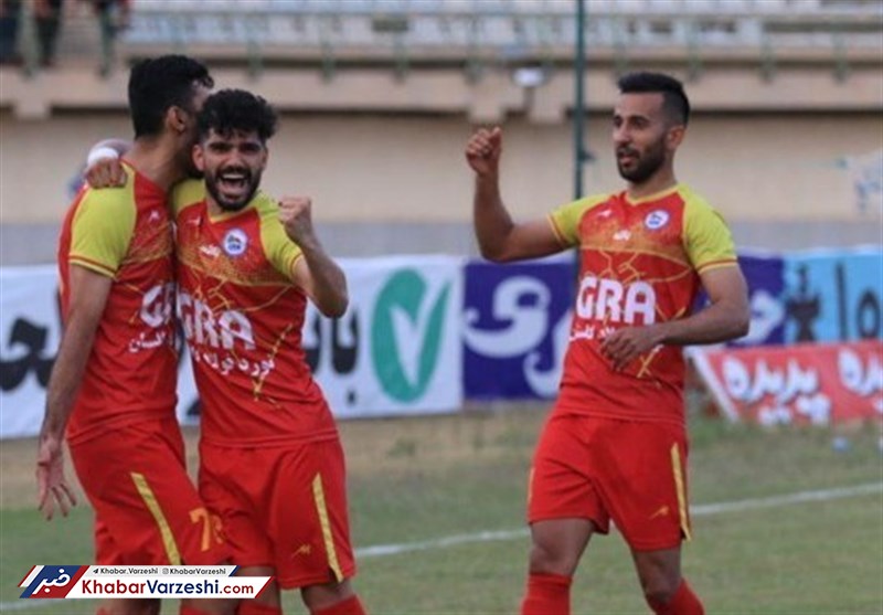 گل ریحان با شکست نیروی زمینی صدرنشین ماند