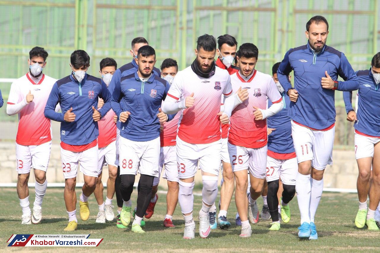 گزارش تصویری| تمرین بازیکنان نساجی با ماسک