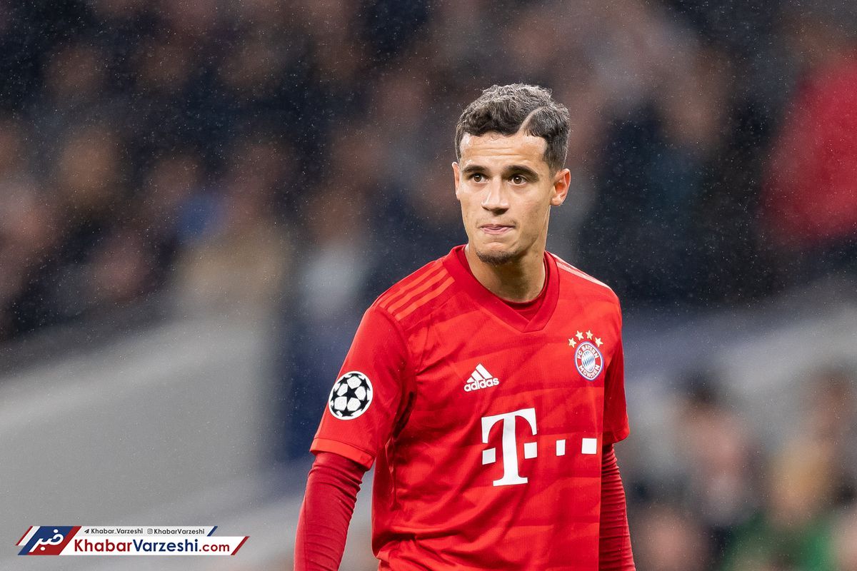 بازیکنی که پیراهن سایز کودکان می‌پوشد!