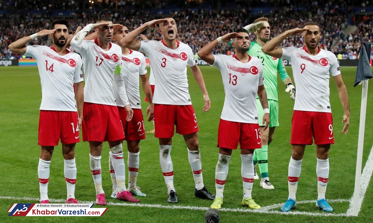 یوفا فدراسیون فوتبال ترکیه را جریمه کرد
