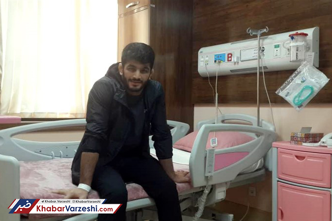عکس| حسن یزدانی برای جراحی در بیمارستان بستری شد