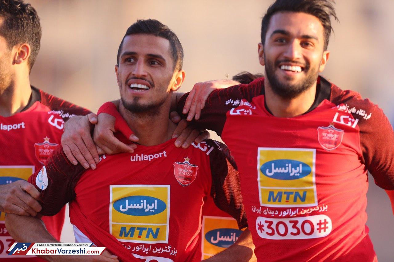 صعود پرسپولیس در سنگ باران آبادان