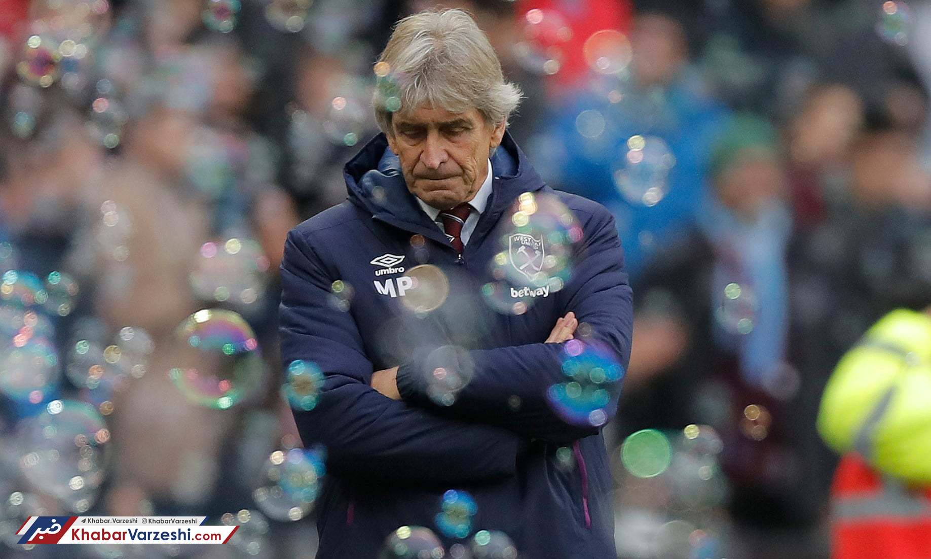 سرمربی معروف چکش‌ها اخراج شد