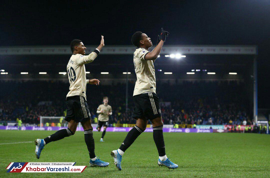 منچستریونایتد برد و از مورینیو جلو افتاد