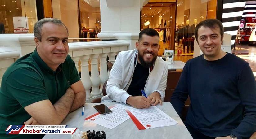 توافق نماینده‌های پرسپولیس با گابریل در امارات