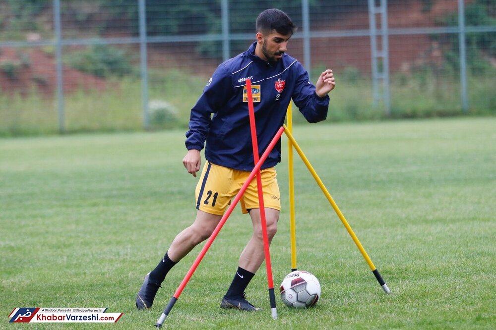 آدام همتی: حرف‌های پدربزرگم ربطی به من ندارد