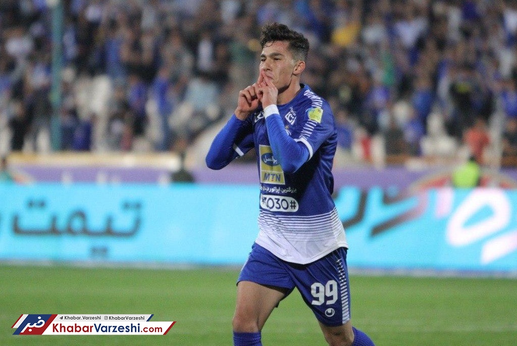 در استقلال مشکلاتی داشتم که مجبورم کرد جدا شوم