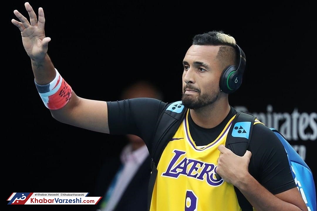 عکس| تنیسوری که با لباس برایانت مسابقه داد