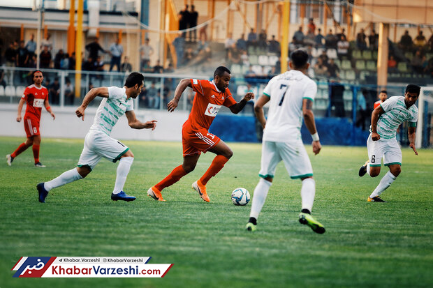 فورچونه: از تراکتور رفتم چون نمی‌خواستم در معرض خطر باشم