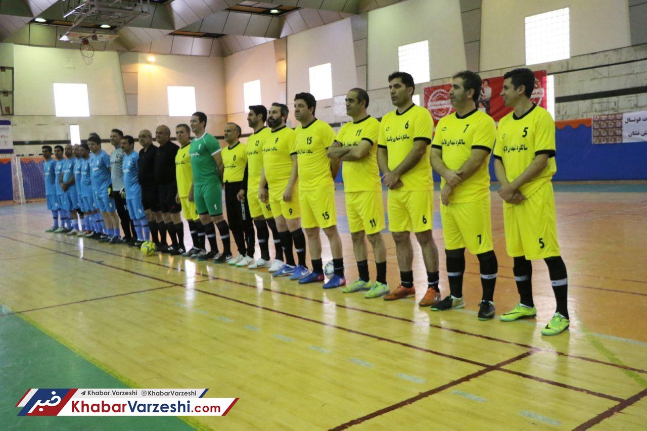 گزارش تصویری| دیدار دوستانه منتخب پیشکسوتان پرسپولیس و استقلال با تیم آتش‌نشانان تهران