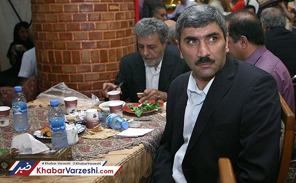 محمد‌خانی: پرسپولیس تیم‌تر از استقلال است