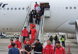 تست کرونا از پرسپولیسی‌ها در فرودگاه امام