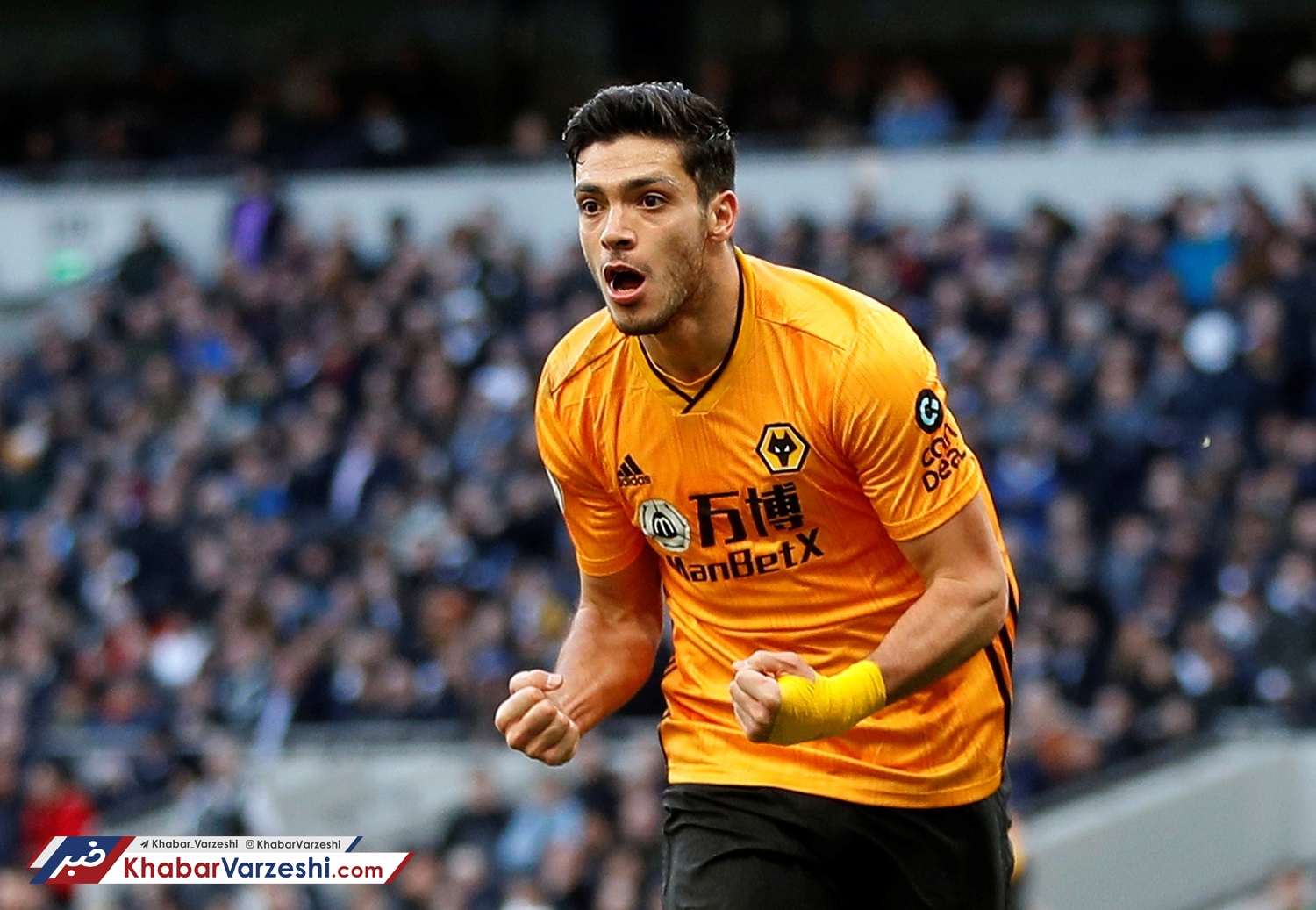 چراغ سبز مهاجم مکزیکی به شیاطین‌سرخ