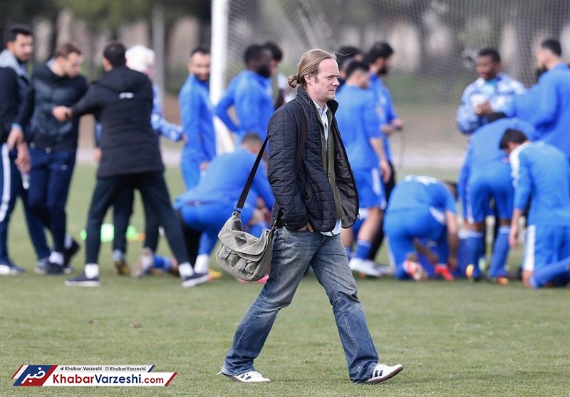 ضد حمله استقلالی‌ها به خانواده شفر