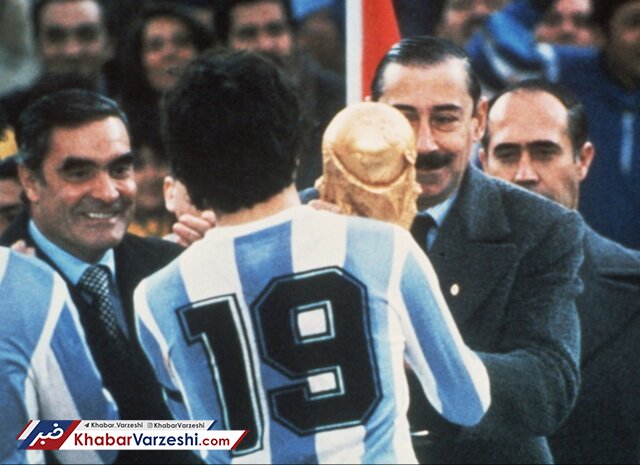 فوتبال زیر سایه دیکتاتوری