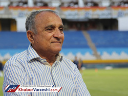 اهدای جام بدون اتمام مسابقات، کار غلطی است