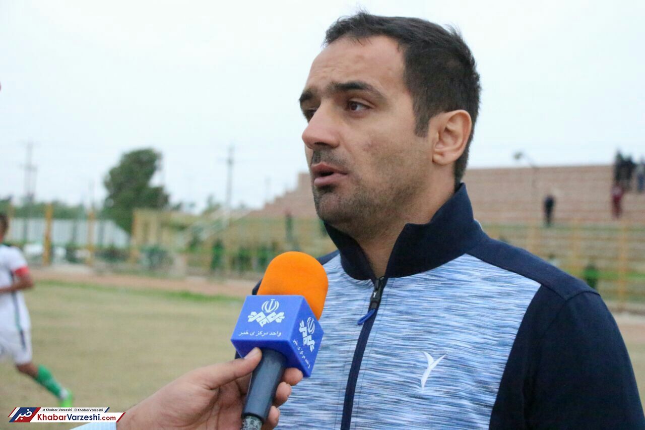 هافبک سابق استقلال عزادار شد