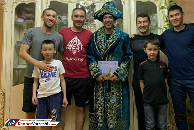 عکس| جشن قزاق‌ها برای تقدیر از لژیونر ایرانی