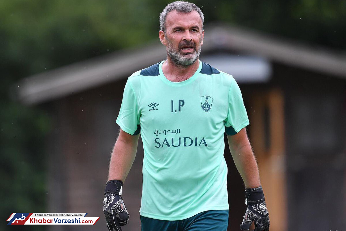 پانادیچ: پرسپولیس پولش را در CAS هدر ندهد