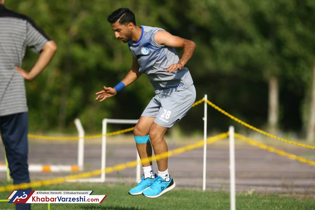 کریمی: برای همیشه شرمنده آقافرهاد هستم!