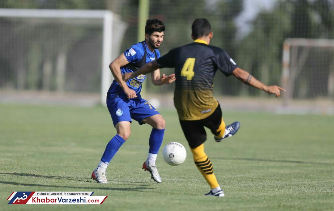 هافبک استقلال مصدوم شد