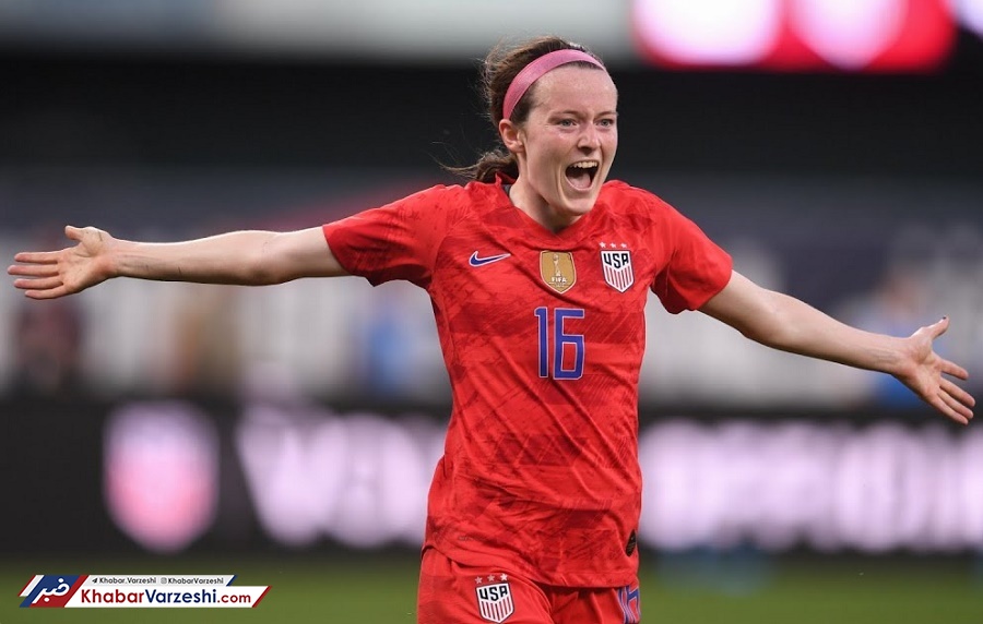 عکس| کفش فوق‌العاده زیبای بازیکن آمریکایی