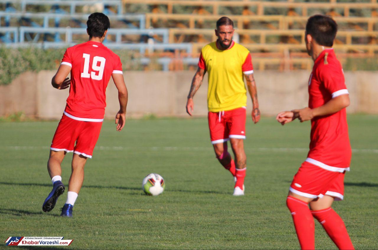 تمرینات اختصاصی دژاگه زیر نظر مربی بدنساز تراکتور