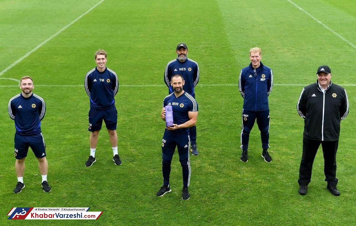 مربی گرگ‌ها جایزه مربی ماه را گرفت