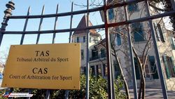 6 نفر در راه سوئیس: هنوز ویزا صادر نشده است!