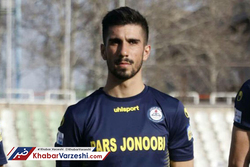 هافبک پرسپولیسی به کانادا بر‌می‌گردد