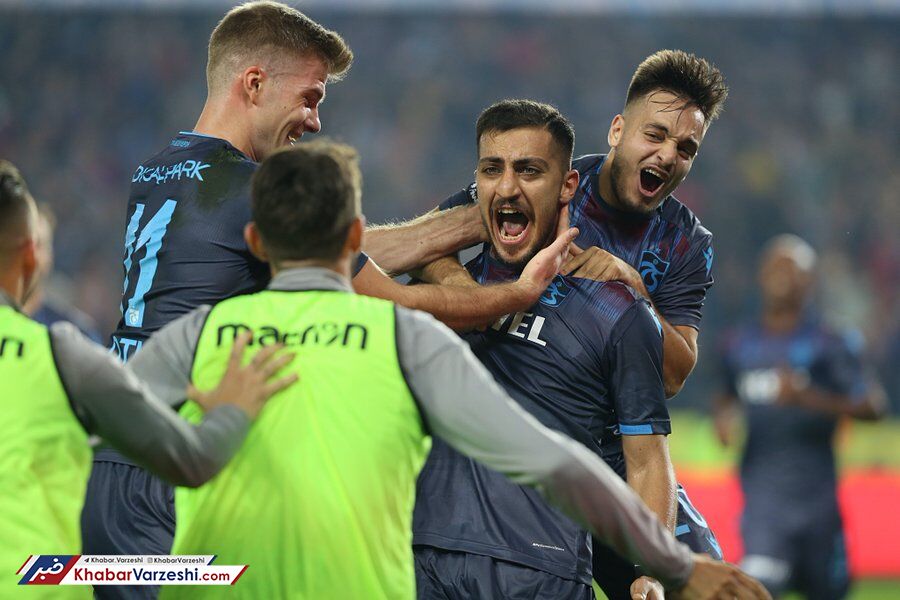 لژیونر استقلالی شاگرد رانیری می‌شود