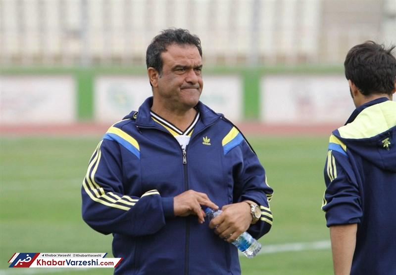 کرمانی‌مقدم: قبول دارم خط حمله استقلال از پرسپولیس بهتر است